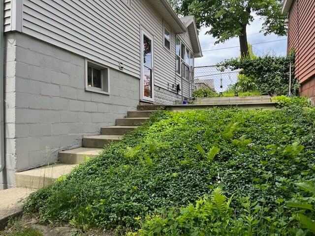 Photo - 175 Albertson St