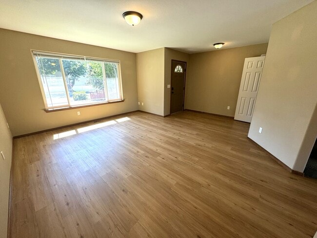 Photo - 715 E 7th Ave Unit 1