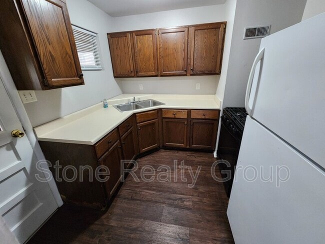 Photo - 5300 N 14th 1/2 St