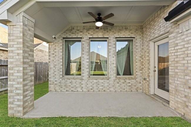 Photo - 4901 Finns Lndg St