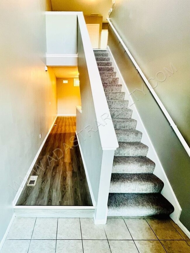 Photo - Beautiful and Spacious Olathe West Townhom...