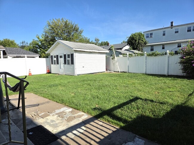 Photo - 10 Blanche St Unit 1
