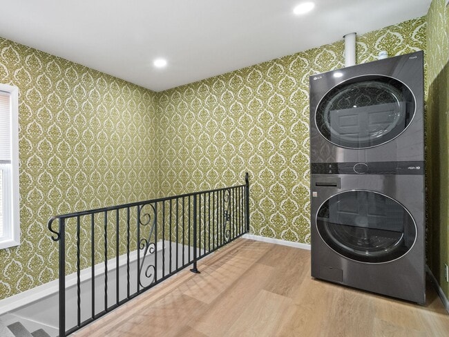 Photo - 801 W 26th St Unit 2nd Floor