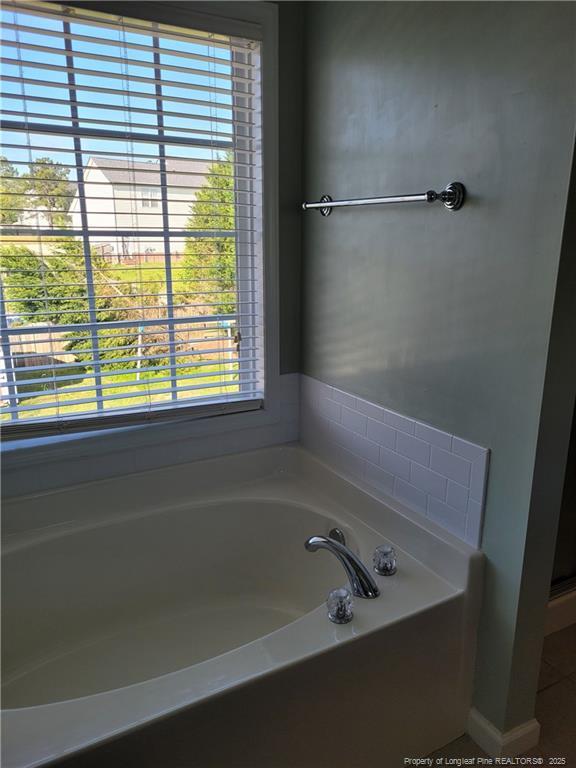 Photo - 84 Gloucester Ct