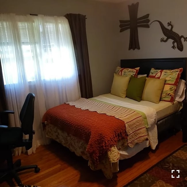 Photo - 4588 Hopewell Rd