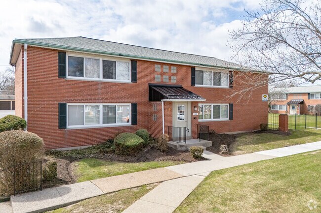 Photo - Riverview Manor Apartments