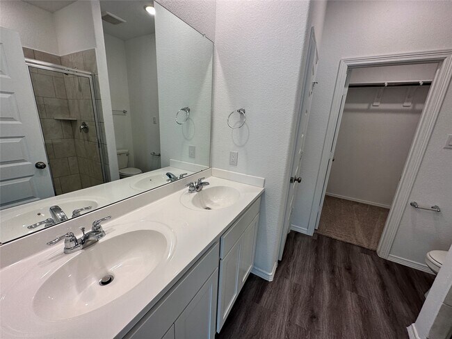 Photo - 16580 Moss Ln