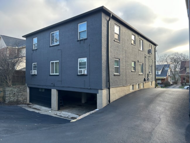 Photo - 1271 Morten St