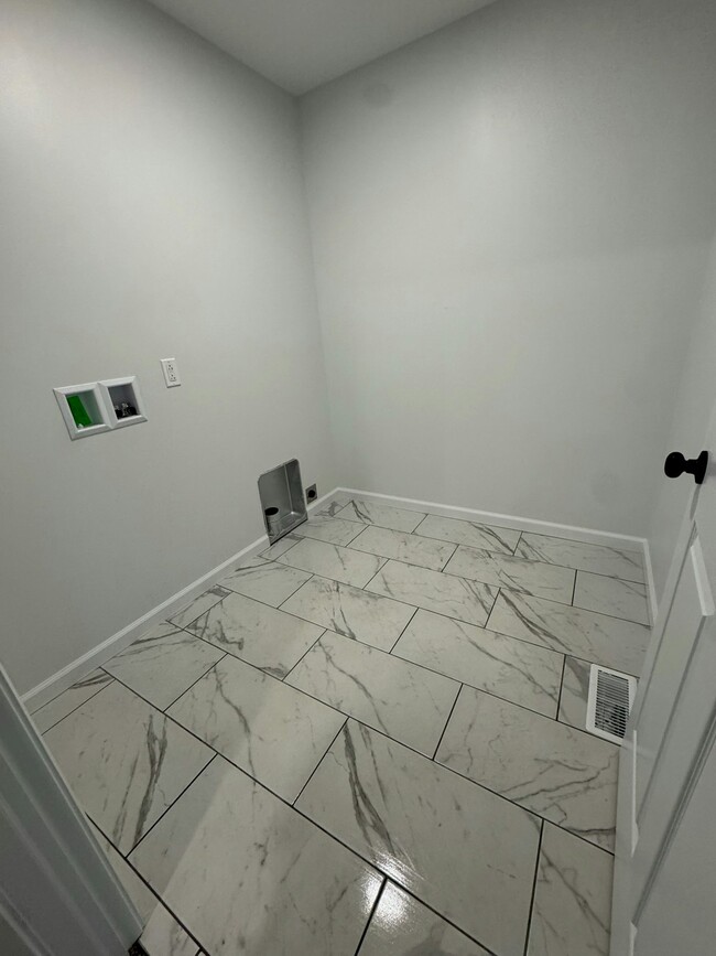 Photo - 219 Cambria St