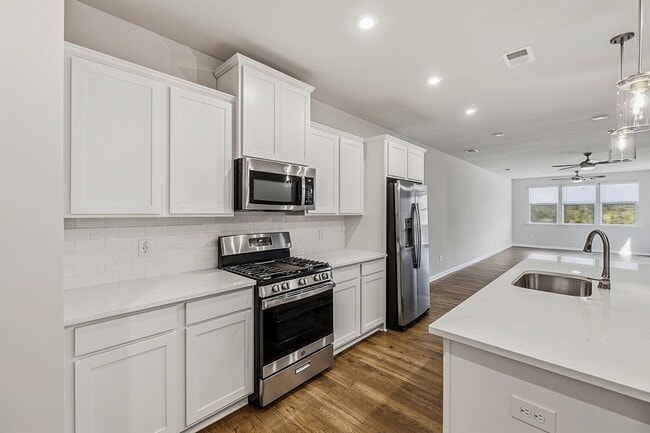 Photo - 148 Herrick Pl Unit 121