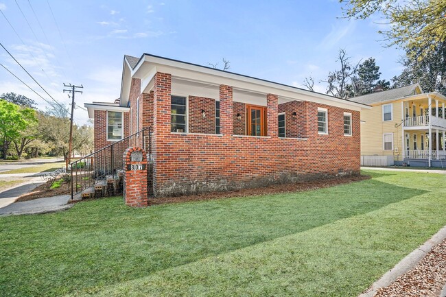 Photo - Downtown Beaufort Charmer