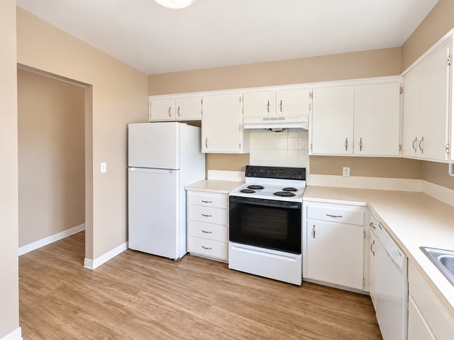 1122 Oakland St Unit 2