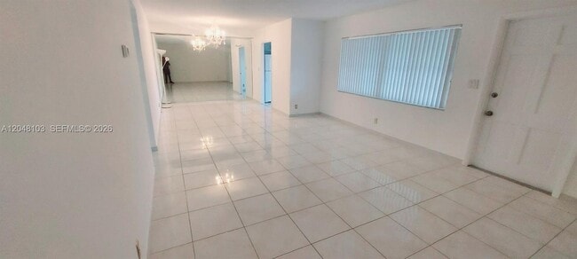 Photo - 200 NE 12th Ave Unidad 3E