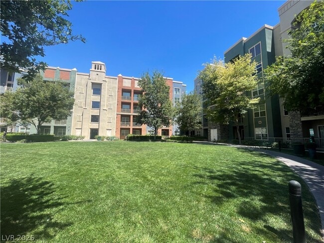 Photo - 62 E Serene Ave