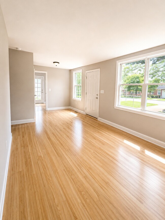 Photo - 324 Eastover St