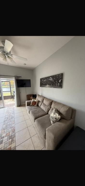 Photo - 2411 Caravelle Cir