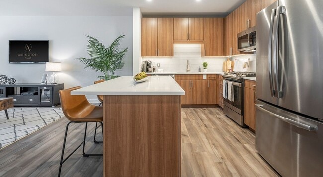 Fully Equipped Kitchen with Stainless Steel Appliances Dishwasher and Garbage Disposal - Arlington 360 Rental