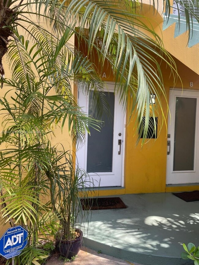 Photo - 717 NE 16th Ave Unit 717A