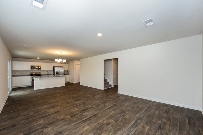 Photo - 131 King Buck Dr