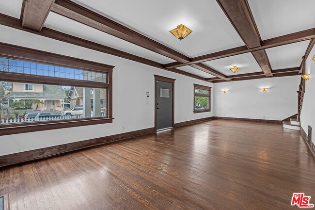 1804 Roosevelt Ave