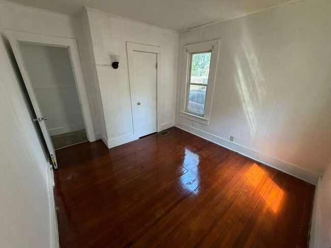Photo - 16 Alderman St Unit 1