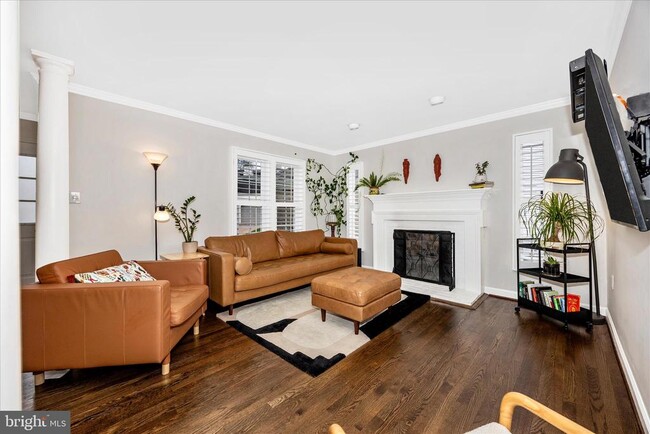 Photo - 2465 Bear Den Rd