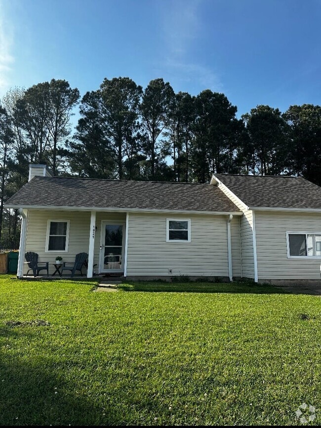 Building Photo - 1021 Spring Villa Dr Rental