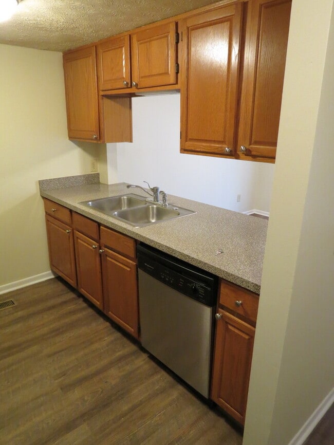 Photo - 2269 Hughey Dr