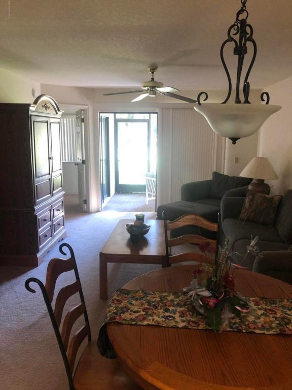 Photo - 1209 Country Club Dr