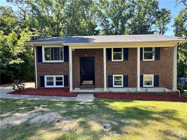 Building Photo - 6607 Sherrod Pl Rental