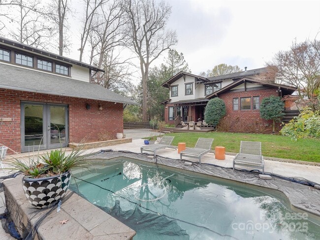 Photo - 1413 Devon Dr