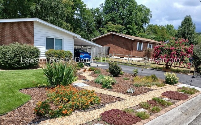 Photo - Charming Brick Ranch with Beautifully Land...