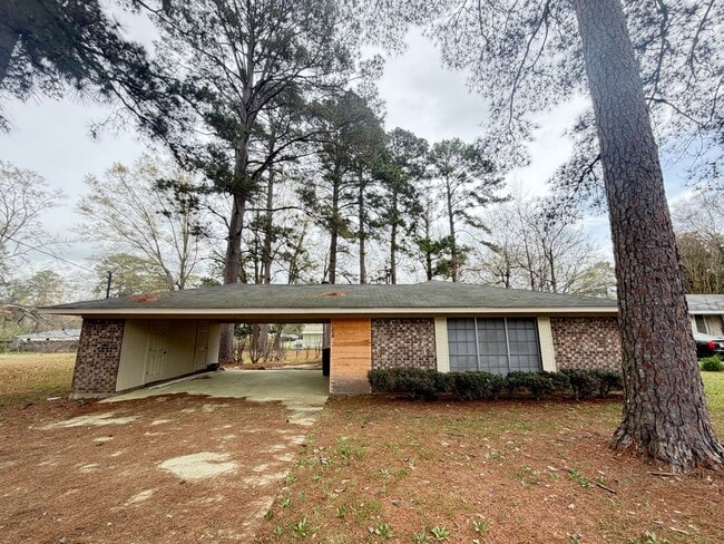 Photo - 3 Bed, 2 Bath Home in Ruston!