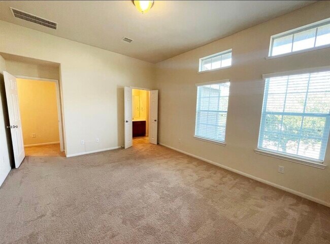 Photo - 8318 Greys Ln