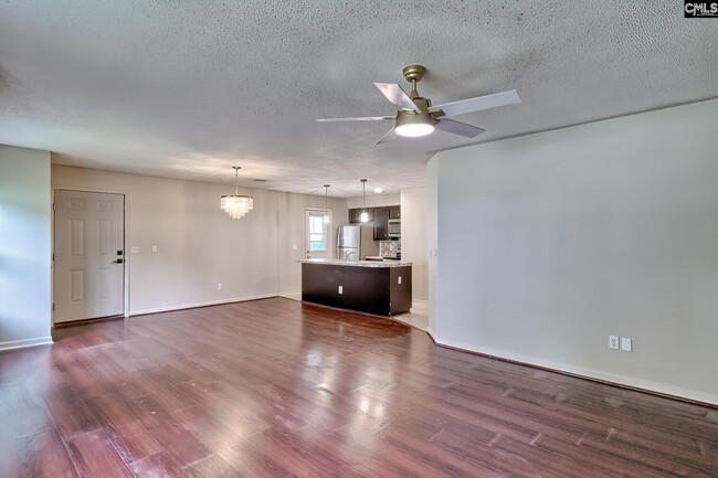 Photo - 45 Battery Walk Ct
