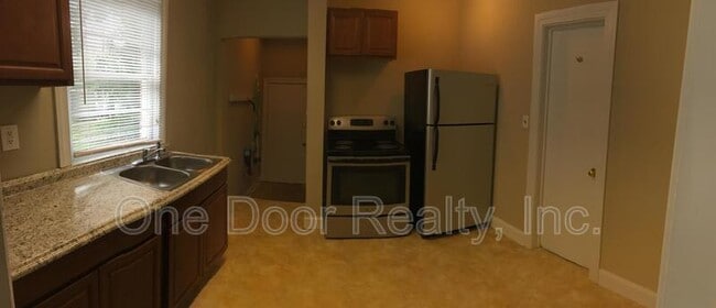 Photo - 1107 Richmond Rd