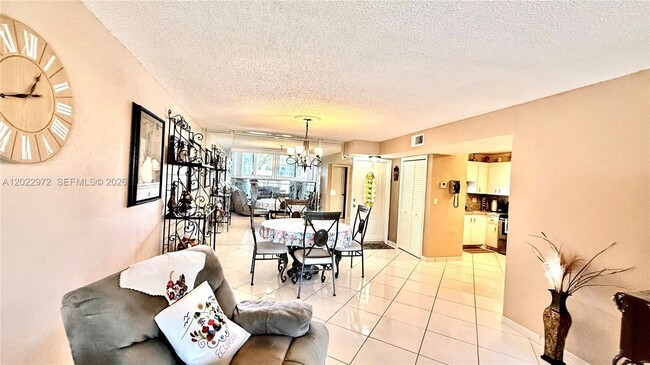 Photo - 8961 S Hollybrook Blvd Unidad 106