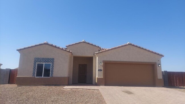 BEAUTIFUL HOME IN ARIZONA CITY!! - BEAUTIFUL HOME IN ARIZONA CITY!!