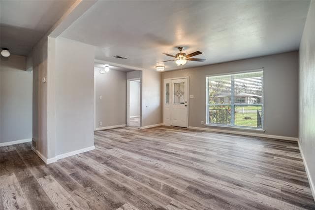 Photo - 266 W Fulton St