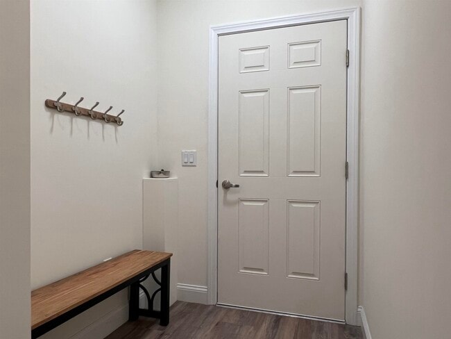Photo - 30 Alpine Place Dr Unit 104
