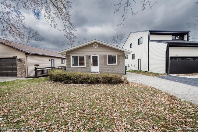 Photo - 5528 Sunnycrest Dr