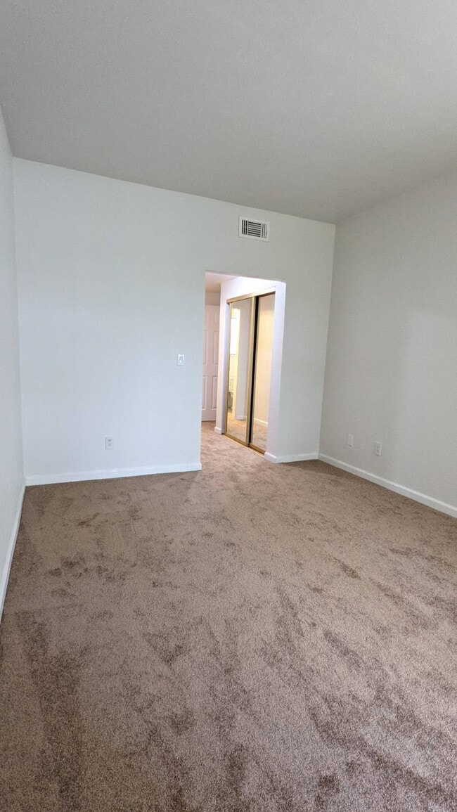 Photo - 4681 Albany Cir Unit 114