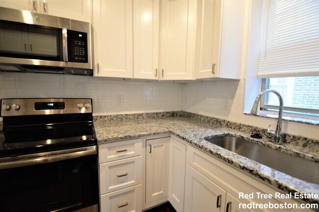 Photo - 2022 Commonwealth Ave Unit 1