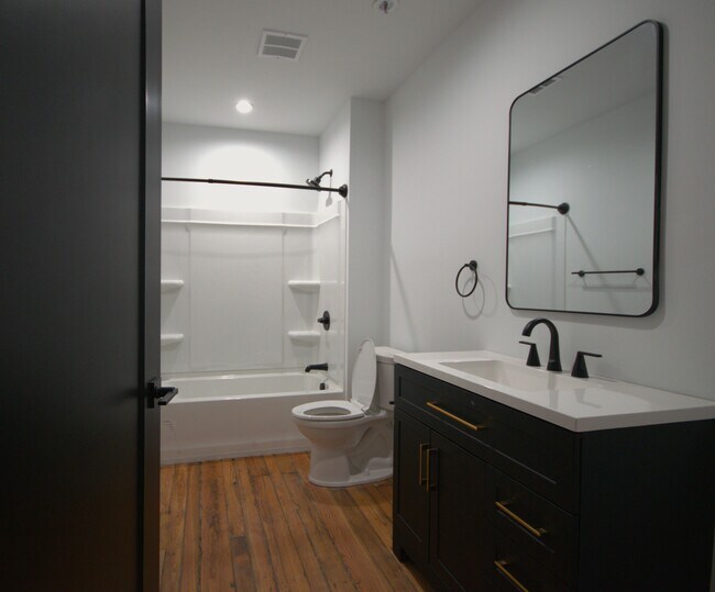 Photo - 2017 Chouteau Ave Unit 205
