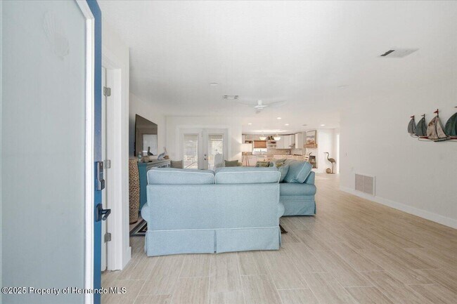 Photo - 4262 Biscayne Dr