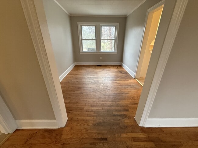 Photo - 628 E 4th Ave