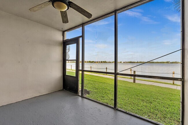Photo - 109 Lake Emerald Dr Unit 108