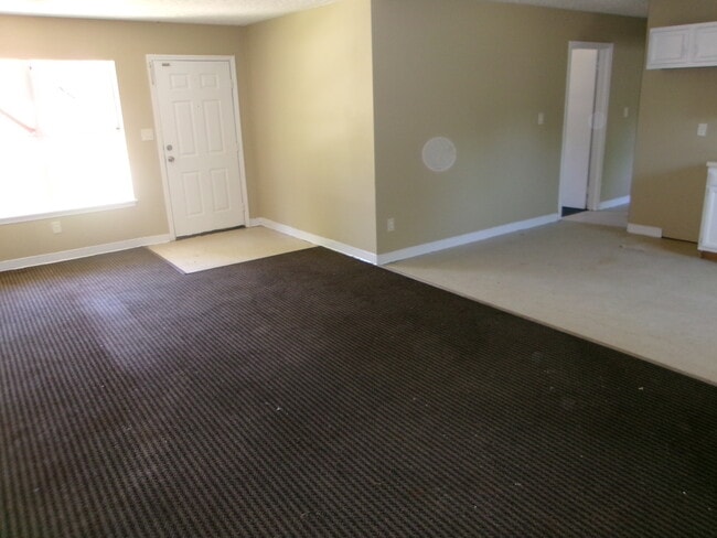 Photo - 1059 Fair St