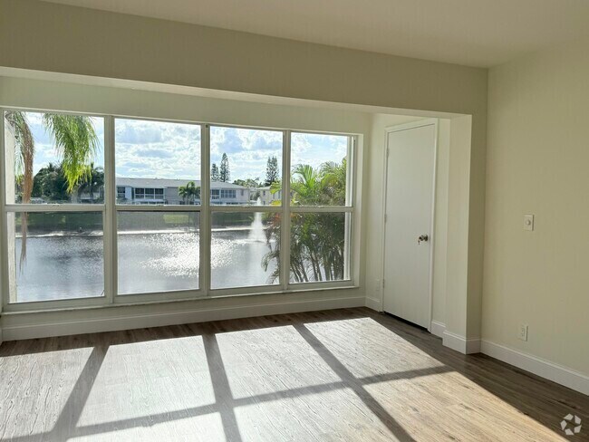 Building Photo - 1340 NW 18th Ave Unit 202 Rental