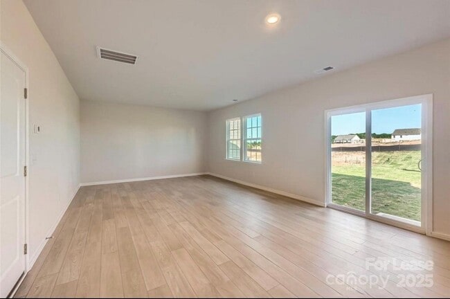 Photo - 6337 Fairfax Ct